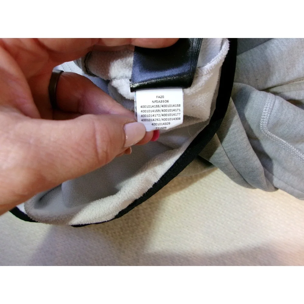The North Face Mens Grey Full Zip Fleece Jacket‎ NF0A3SO6 Size M